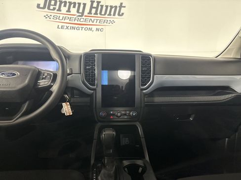 Used 2024 Ford Ranger XL w/ Trailer Tow Package image 22