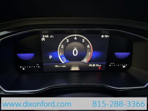 Used 2024 Volkswagen Jetta SE image 16