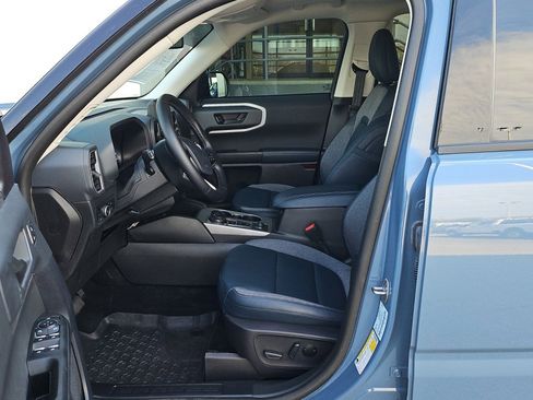 Used 2024 Ford Bronco Sport Outer Banks w/ Tech Package image 12