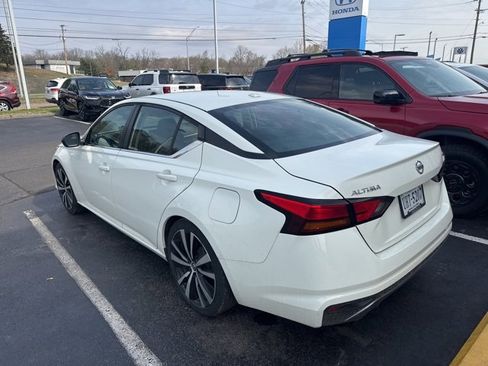 Used 2019 Nissan Altima 2.5 SR image 3