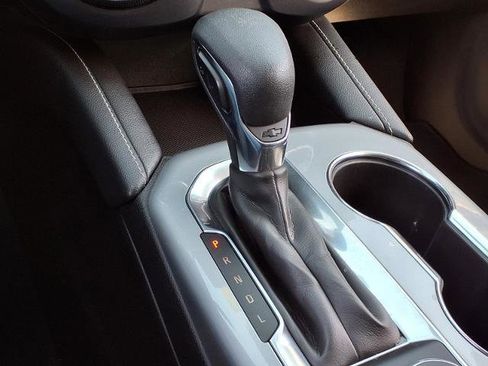 Used 2023 Chevrolet Blazer LT image 13