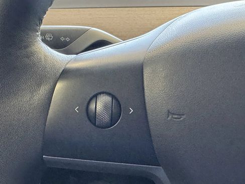 Used 2023 Tesla Model 3 Standard Range RWD image 21