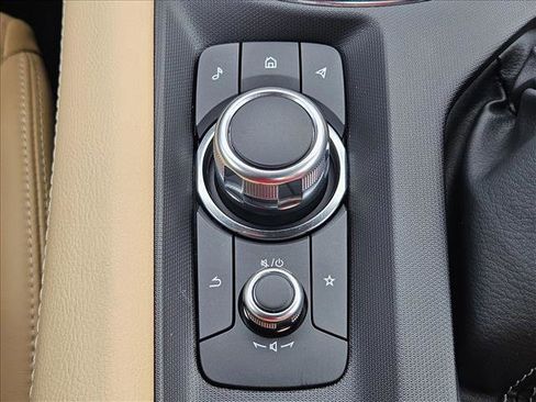 Used 2025 MAZDA MX-5 Miata RF Grand Touring RWD image 22
