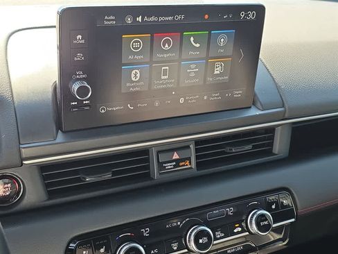 Certified 2025 Honda Pilot Black Edition image 16