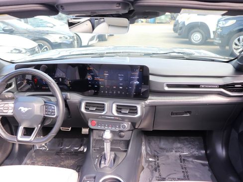 Used 2024 Ford Mustang Premium image 16