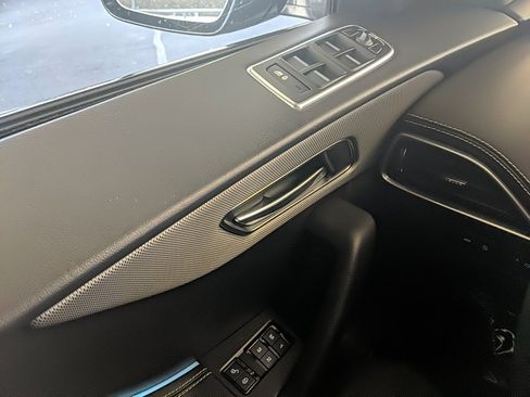 Used 2020 Jaguar F-PACE Checkered Flag image 25