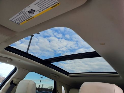 Certified 2023 Cadillac XT5 Premium Luxury w/ LPO, Floor Liner Package image 41