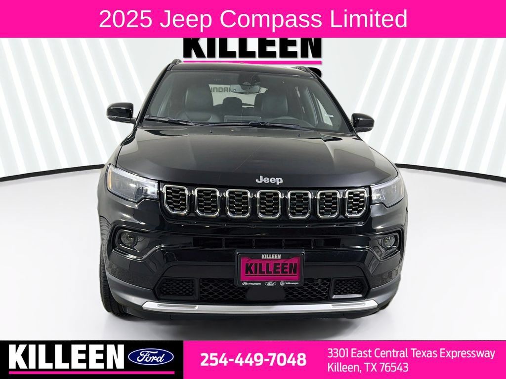 Used 2025 Jeep Compass Limited AWD/4WD image 2