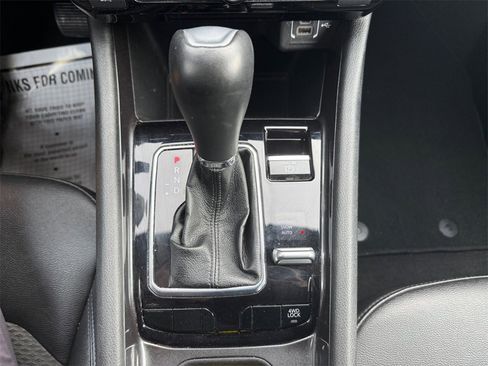 Certified 2024 Jeep Compass Latitude image 28