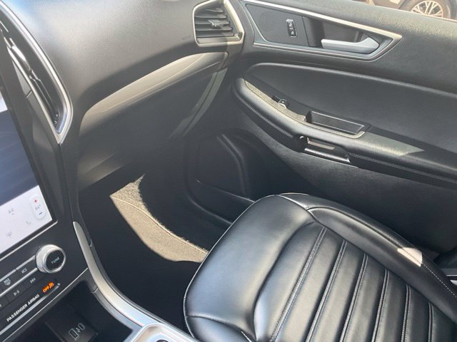 Used 2024 Ford Edge SEL AWD/4WD image 16