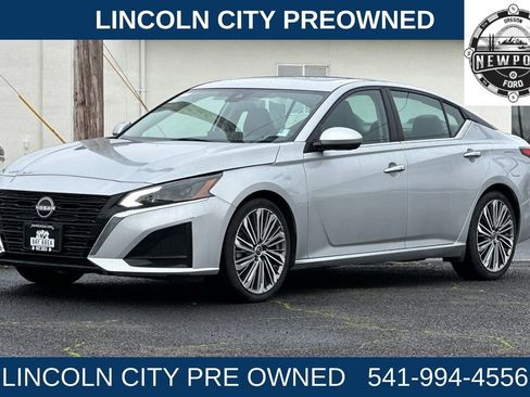 Used 2023 Nissan Altima 2.5 SL image 7