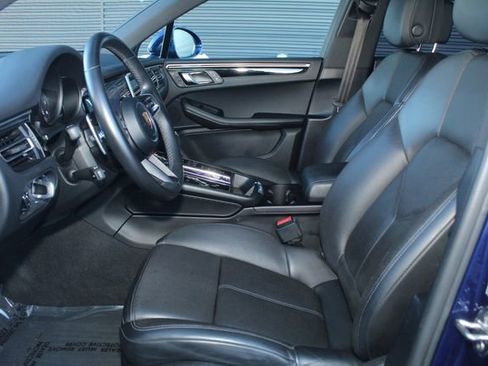 Used 2022 Porsche Macan image 5