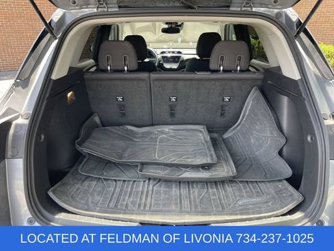 Used 2022 Chevrolet TrailBlazer LT w/ Convenience Package FWD image 24
