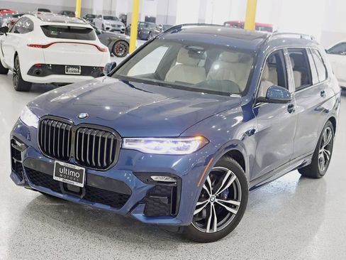 Used 2022 BMW X7 M50i AWD/4WD image 5