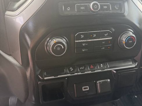 Used 2020 Chevrolet Silverado 1500 Custom Trail Boss w/ Custom Convenience Package AWD/4WD image 15