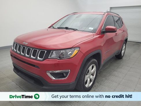 Used 2019 Jeep Compass Latitude image 1