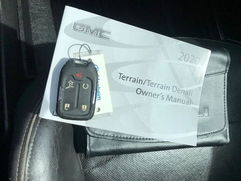 Used 2020 GMC Terrain Denali w/ Denali Premium Package image 44