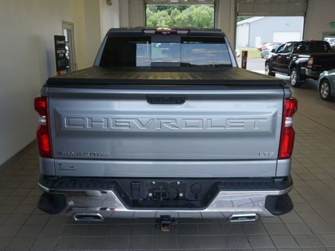 Used 2023 Chevrolet Silverado 1500 LTZ w/ LTZ Premium Package AWD/4WD image 18