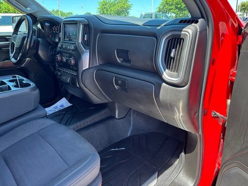 Used 2019 Chevrolet Silverado 1500 RST AWD/4WD image 49