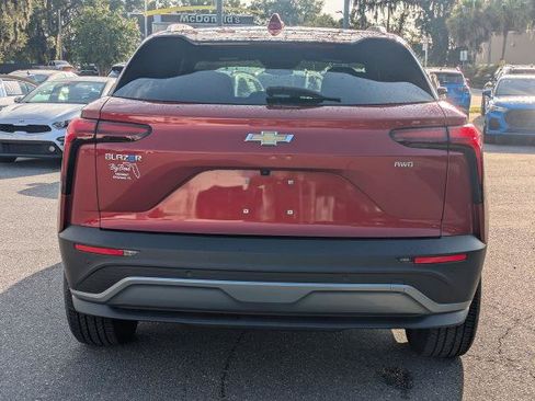 Used 2024 Chevrolet Blazer EV LT AWD/4WD image 5