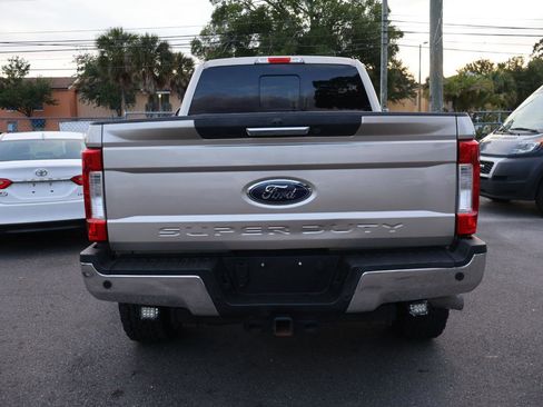Used 2018 Ford F250 Lariat w/ Lariat Value Package AWD/4WD image 6