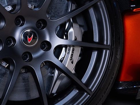 Used 2014 McLaren P1 RWD image 32