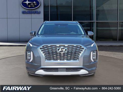 Used 2021 Hyundai Palisade Limited FWD image 2