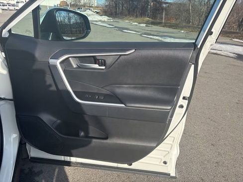 Certified 2024 Toyota RAV4 XLE image 9