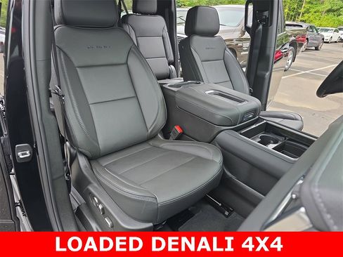 Used 2024 GMC Yukon XL Denali w/ LPO, Floor Liner Package image 10