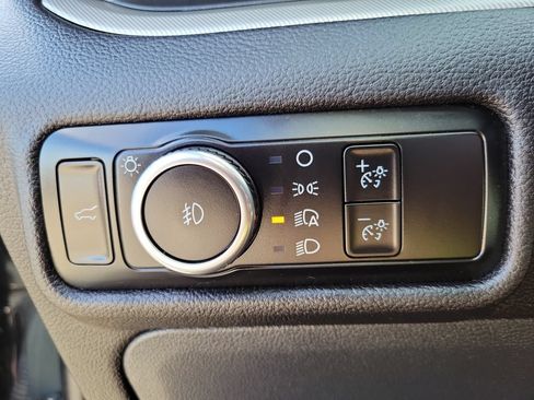 Certified 2023 Ford Explorer XLT w/ Equipment Group 202A AWD/4WD image 24