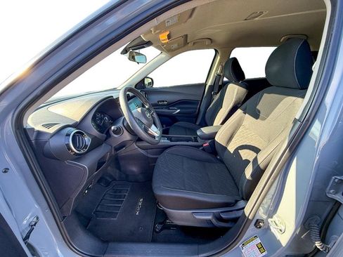 Used 2023 Nissan Kicks SV image 12