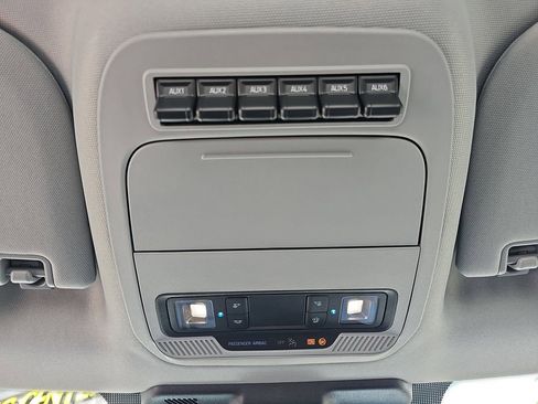 New 2026 Ford F550 4x4 Regular Cab Super Duty image 32