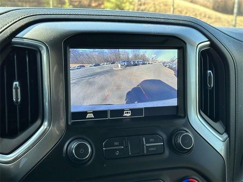 Used 2021 Chevrolet Silverado 1500 LT Trail Boss w/ Convenience Package II image 10