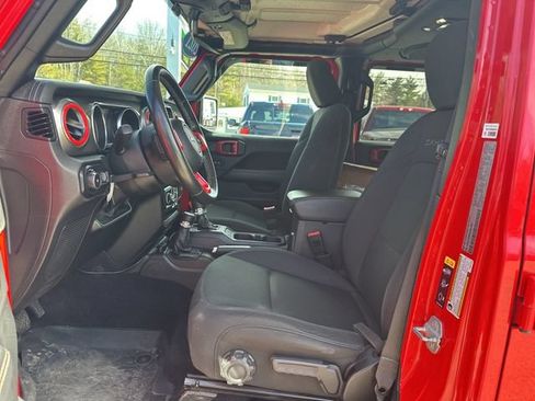 Used 2021 Jeep Wrangler Unlimited Sahara w/ Uconnect 4C Nav & Sound Group AWD/4WD image 11