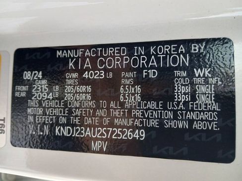 Certified 2025 Kia Soul S image 18