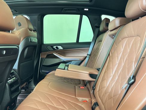 Used 2024 BMW X5 xDrive40i w/ Premium Package image 34