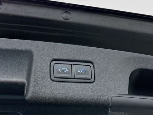 Used 2025 Kia Telluride S AWD/4WD image 33