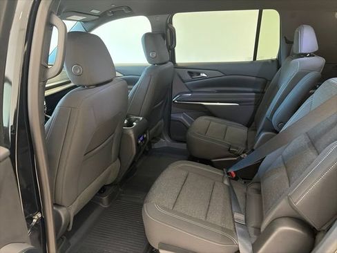 New 2026 Chevrolet Traverse LT w/ Midnight/Sport Edition AWD/4WD image 13