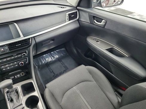 Used 2019 Kia Optima LX FWD image 19