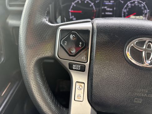 Used 2020 Toyota 4Runner SR5 Premium image 20