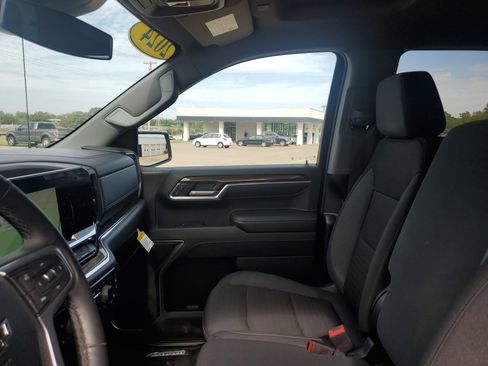 Used 2024 Chevrolet Silverado 1500 RST w/ Protection Package image 27