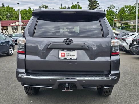 Certified 2022 Toyota 4Runner Limited AWD/4WD image 6