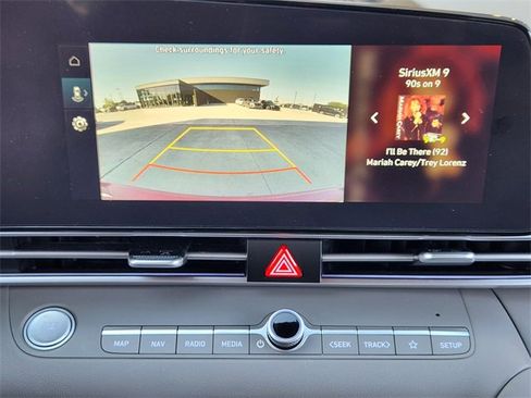 Certified 2024 Hyundai Elantra SEL image 13