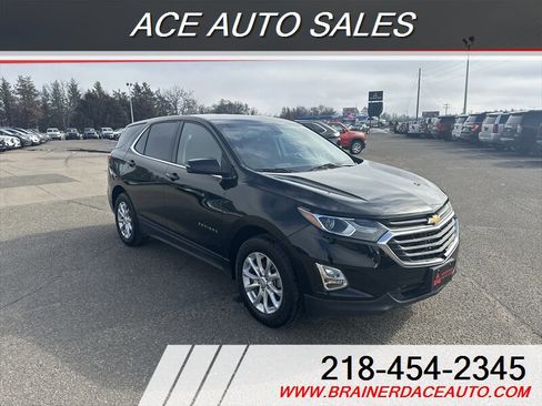 Used 2018 Chevrolet Equinox LT image 2