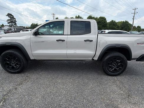 New 2026 Chevrolet Colorado Trail Boss AWD/4WD image 8