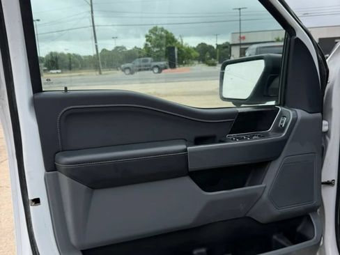 Used 2023 Ford F150 4x4 SuperCrew image 10