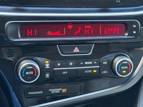 Used 2016 Kia Optima Hybrid image 26