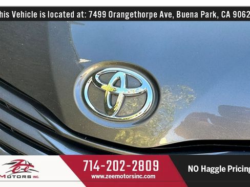 Used 2015 Toyota Sienna LE FWD image 60