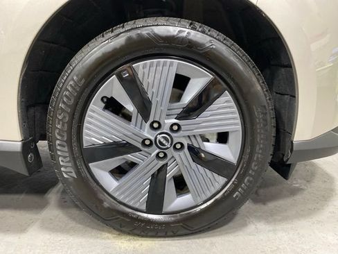 Certified 2025 Nissan Murano SL w/ Cargo Package AWD/4WD image 32