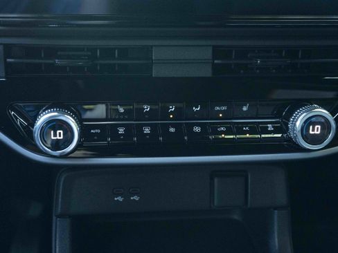 Used 2024 Honda Prologue Touring image 31